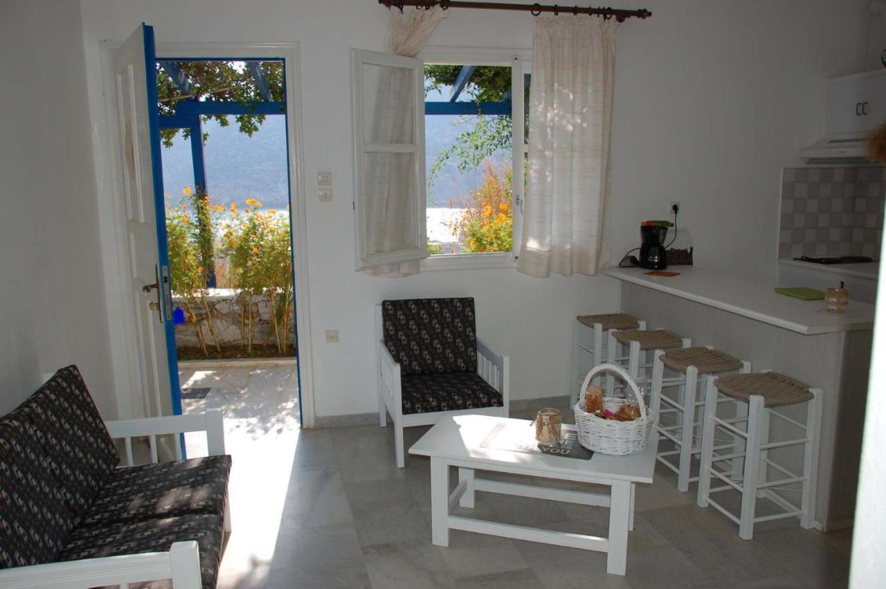 Flora'S Apartments Apollon  Exterior photo